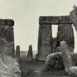 Reconstrução de Stonehenge, História de Stonehenge, Monumento pré-histórico, Arqueologia de Stonehenge, Segredos de Stonehenge, Escavações em Stonehenge, Arqueologia britânica, Conservação de monumentos, Estrutura de pedras, Pedras de Stonehenge, Teorias sobre Stonehenge, Patrimônio histórico, Argamassa de cal, Pedras misteriosas, História da arqueologia, Passado pré-histórico, Pedras antigas, Construções milenares, Descobertas arqueológicas, Conservação de patrimônio histórico