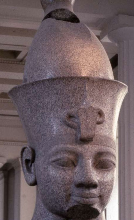 Estátua Colossal de Amenhotep III, Arte Egípcia na 18ª Dinastia, Karnak e o Templo de Luxor, Política do Egito Antigo, Intrigas Faraônicas, Escaravelhos Comemorativos Egípcios, Iconografia Real em Granito Vermelho, Culto a Aton, Esculturas Sobreviventes do Egito, Arqueologia Egípcia Antiga, Templo de Mut em Karnak, Ramsés II e as Modificações, Religião e Rituais Egípcios, Vale Ocidental dos Reis, Escrita Hieroglífica, Arte e Escultura Funerária, Papiro e Documentos Antigos, Múmia de Amenhotep III, Museu Britânico em Londres, Legado de Amenhotep III no Mundo