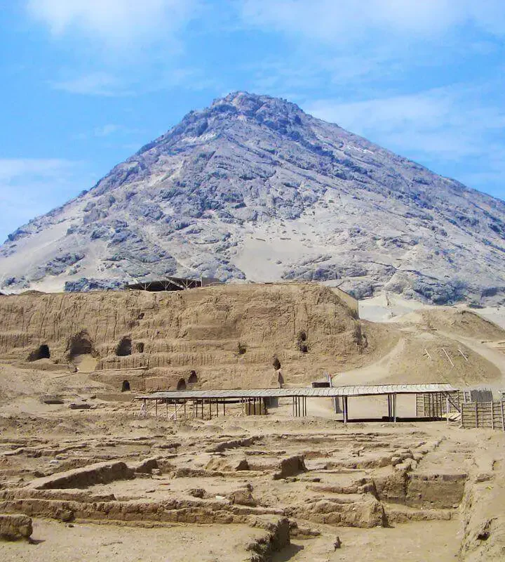 Tumbas Moche em Huaca Rajada, Peru